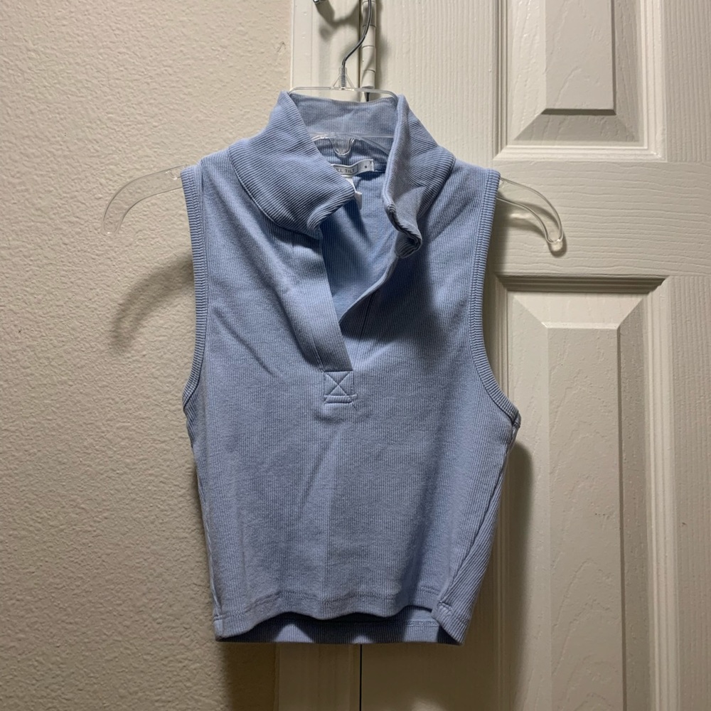 Collared Crop